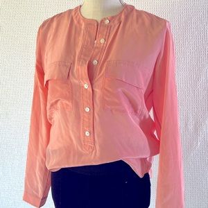 SILK BANANA REPUBLIC 100% Silk Apricot Pocket Blouse Size XS